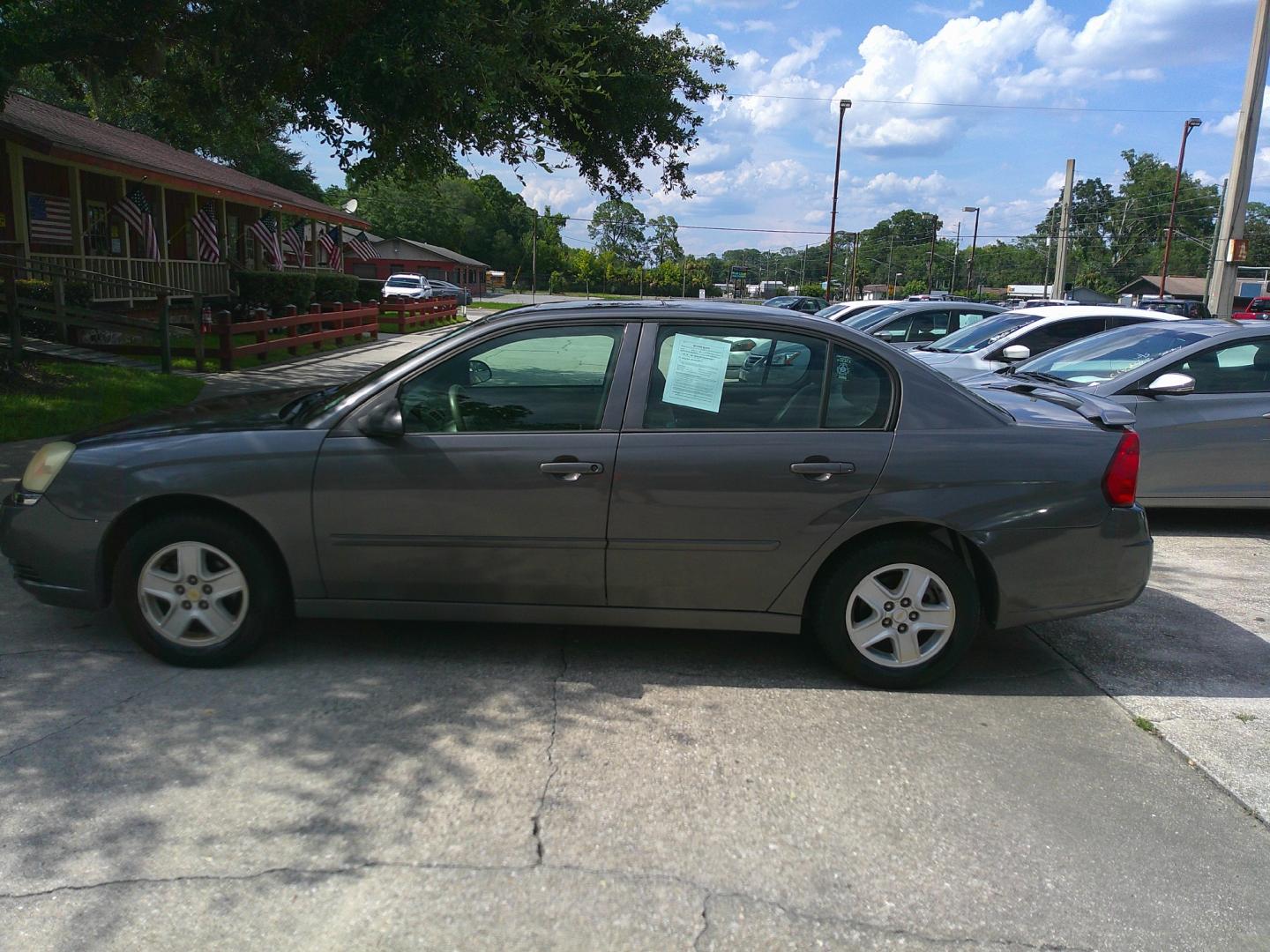 2005 GRAY CHEVROLET MALIBU LS (1G1ZT54885F) , located at 1200 Cassat Avenue, Jacksonville, FL, 32205, (904) 695-1885, 30.302404, -81.731033 - Photo#1